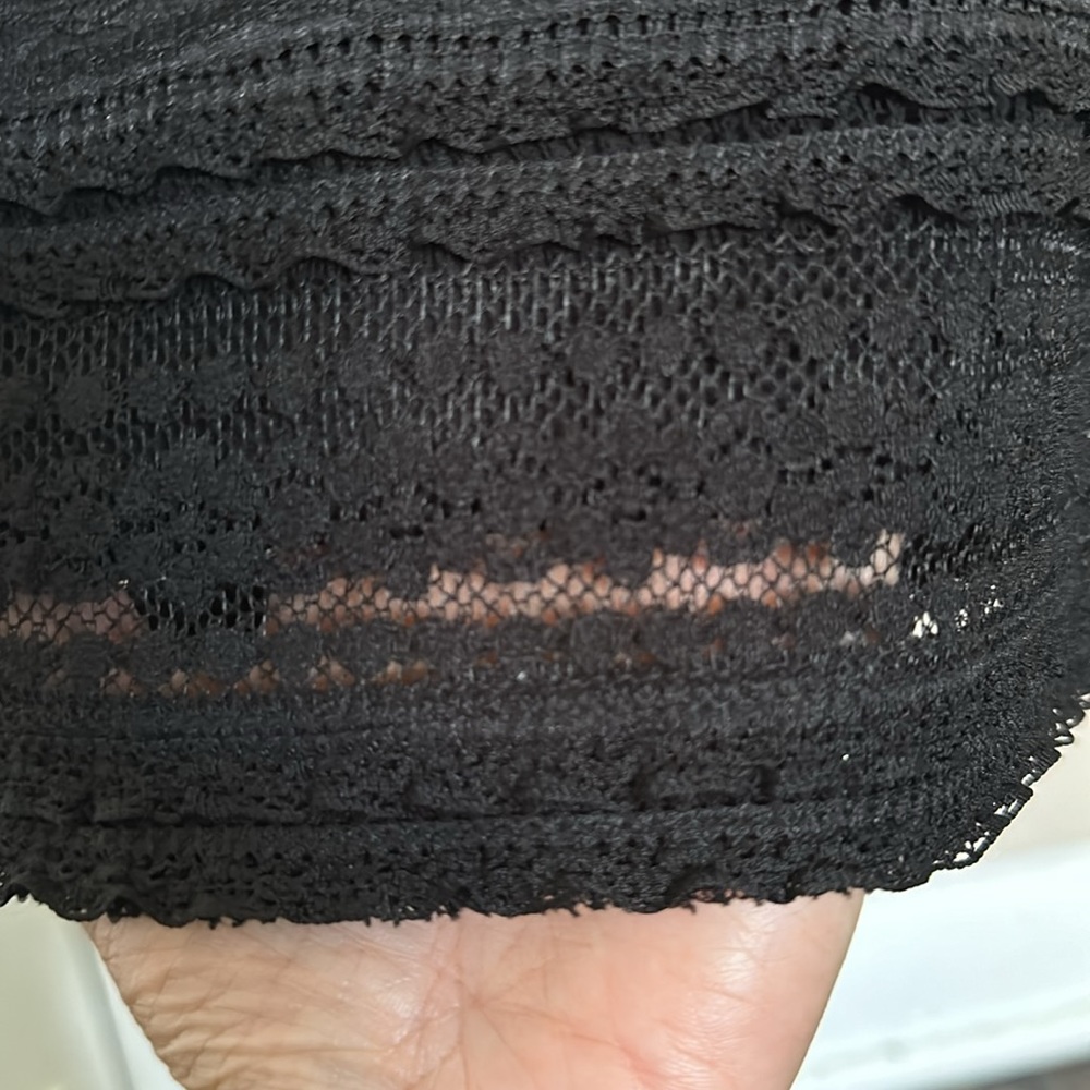 BCBGENERATION LACE DRESS - Picture 9 of 10